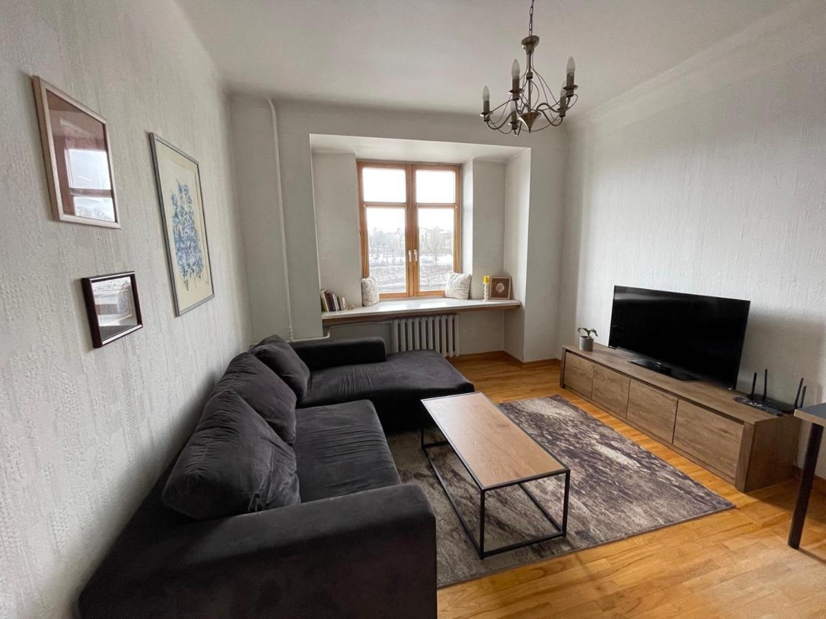 A Cozy Apartment With A Wonderful View Of The River In The Old Town Of וילנה מראה חיצוני תמונה