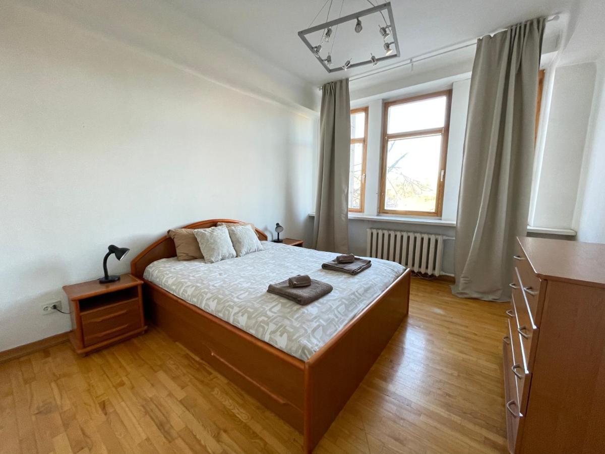 A Cozy Apartment With A Wonderful View Of The River In The Old Town Of וילנה מראה חיצוני תמונה